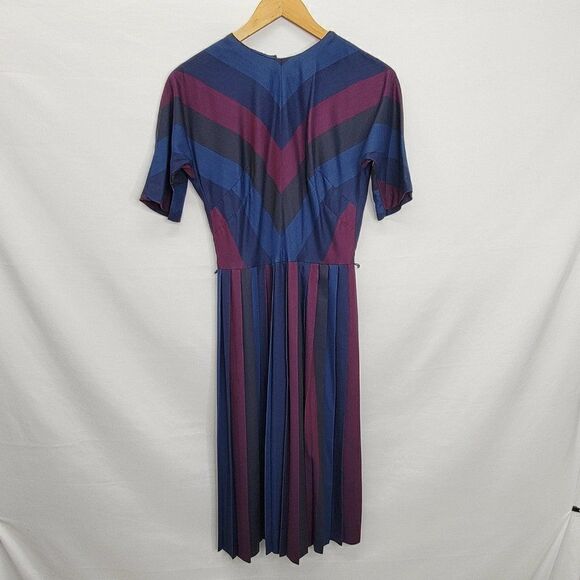 UNBRANDED Vintage Fit and Flare - Picture 4 of 11